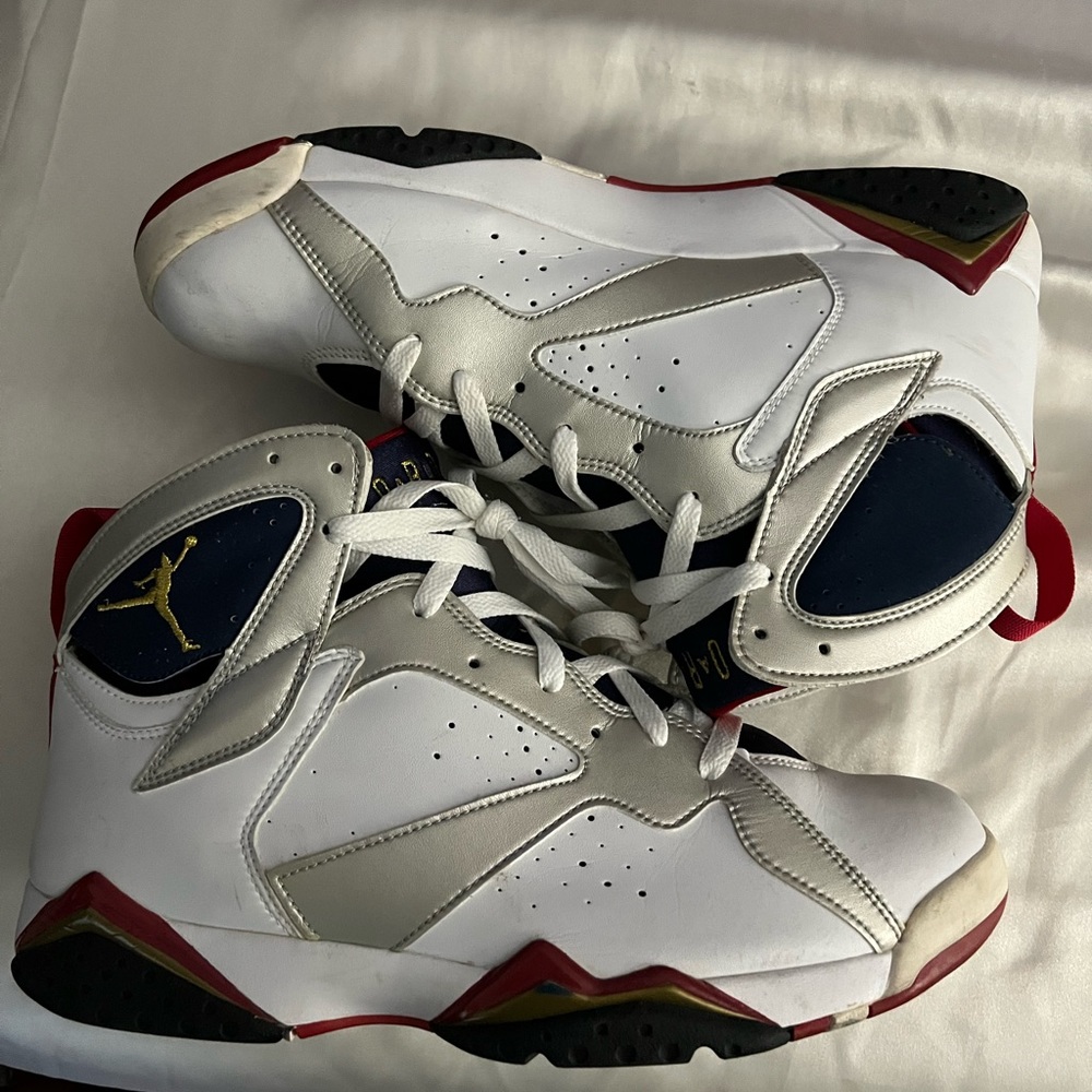 Mens sneakers